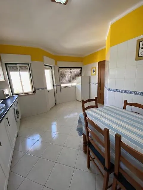 Ocean View Quartos Faro Homestay